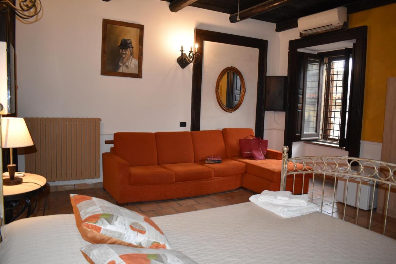 Le Due Torri Bed & Breakfast Filadelfia Bagian luar foto